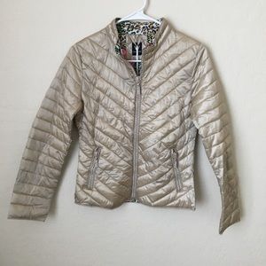 Thin puffer jacket